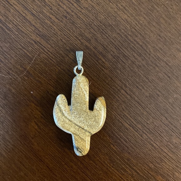 Lot of 9 Necklace Charms - Picture 6 of 10